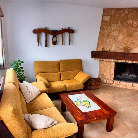 Casa Rural Ca'L Gonzalo Almazán Exteriör bild